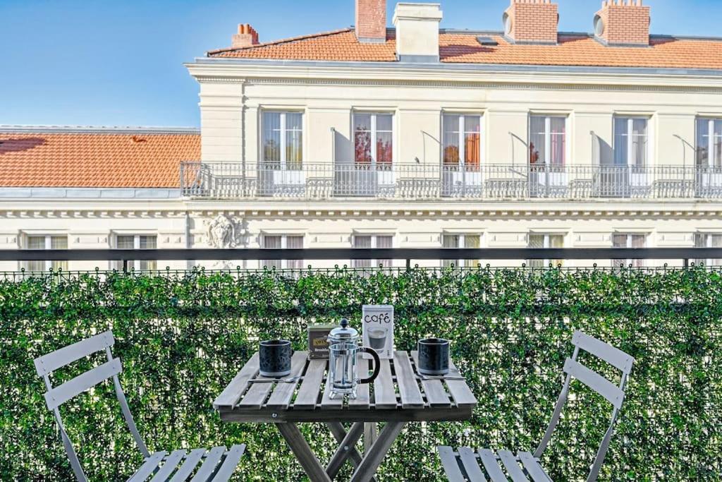 Le Loft Des Papes - 2 Terrasses - Vue Panoramique Sur La Ville - Ac Clim Avignon Eksteriør bilde